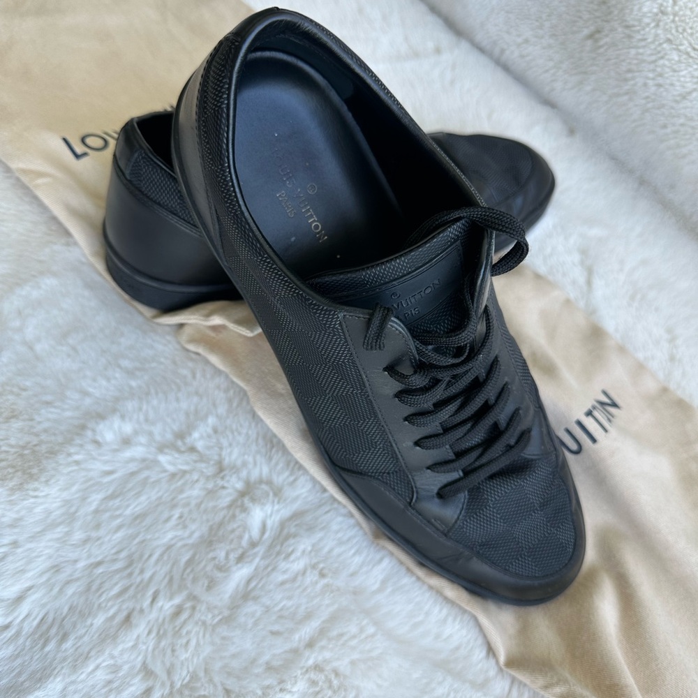 Louis Vuitton Offshore Sneaker Size LV 8.5 Fits US 10.5 - Picture 2 of 6